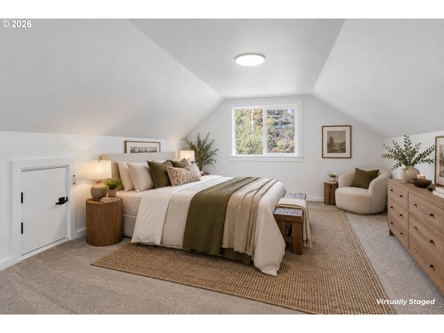17909 OATFIELD Rd, Gladstone, OR 97027