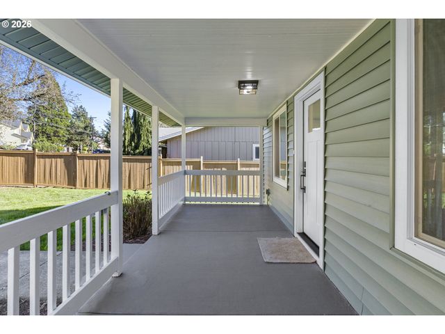 17909 OATFIELD Rd, Gladstone, OR 97027