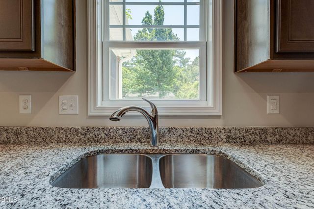 211 W Lewis Street, Four Oaks, NC 27524