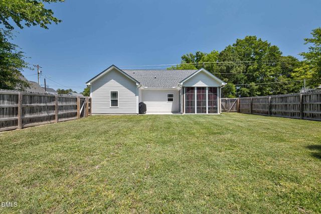 211 W Lewis Street, Four Oaks, NC 27524