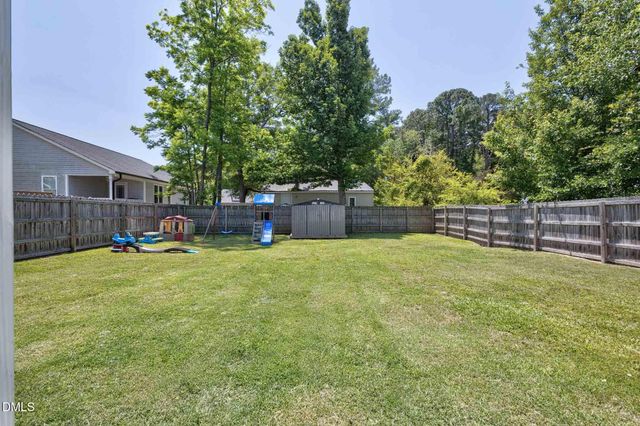 211 W Lewis Street, Four Oaks, NC 27524