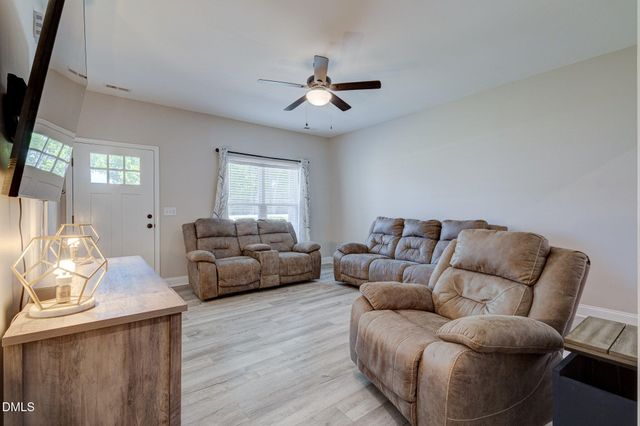 211 W Lewis Street, Four Oaks, NC 27524
