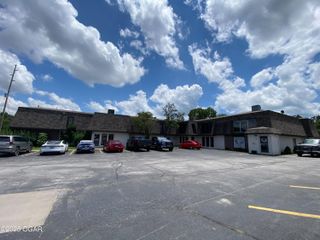 512 E 32nd Street, Joplin, MO 64804
