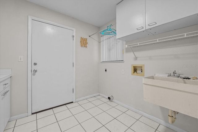 1326 NW 57TH STREET, Gainesville, FL 32605