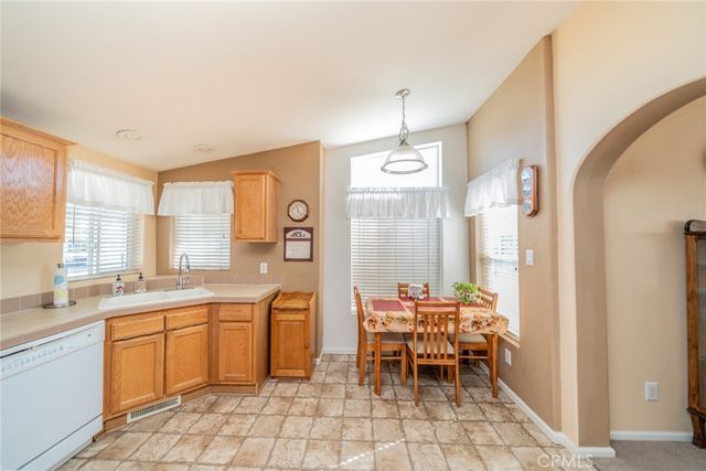 22241 Nisqually 118, Apple Valley, CA 92308