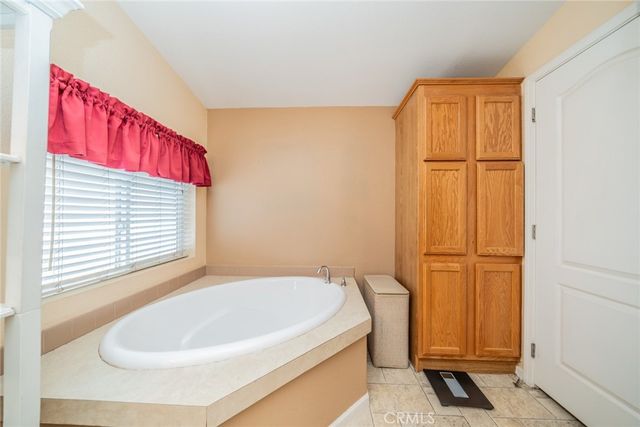 22241 Nisqually 118, Apple Valley, CA 92308