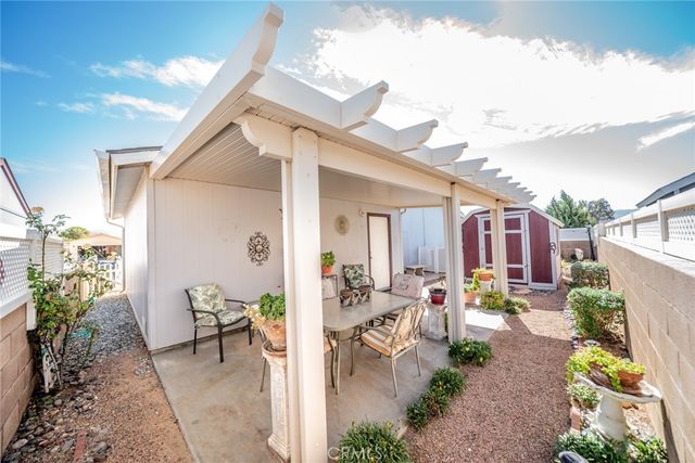 22241 Nisqually 118, Apple Valley, CA 92308