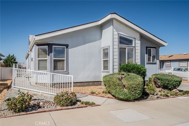 22241 Nisqually 118, Apple Valley, CA 92308