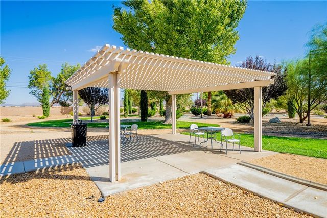 22241 Nisqually 118, Apple Valley, CA 92308