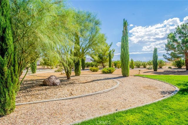 22241 Nisqually 118, Apple Valley, CA 92308