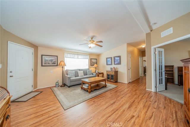 22241 Nisqually 118, Apple Valley, CA 92308