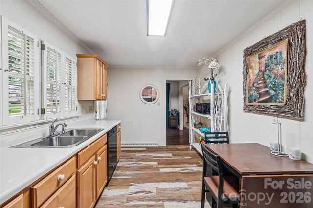 514 Lakeside Drive, Statesville, NC 28677