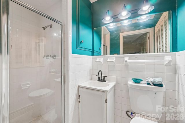 514 Lakeside Drive, Statesville, NC 28677