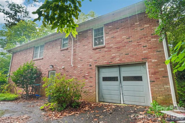 514 Lakeside Drive, Statesville, NC 28677