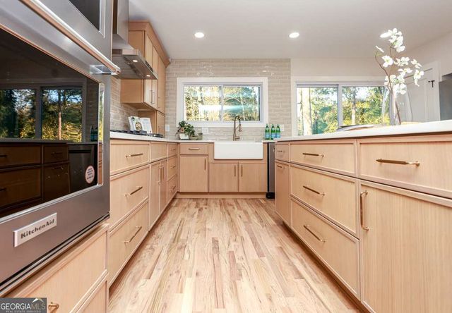 2566 Creekwood Terrace, Decatur, GA 30030