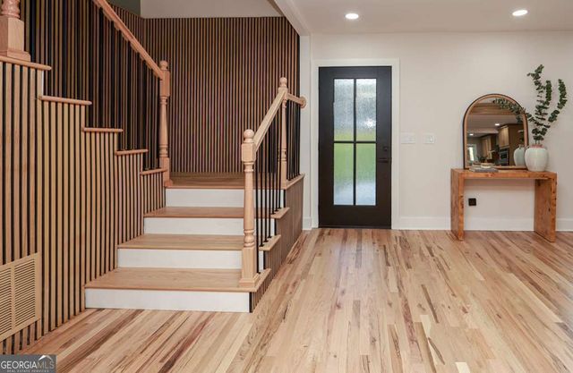 2566 Creekwood Terrace, Decatur, GA 30030