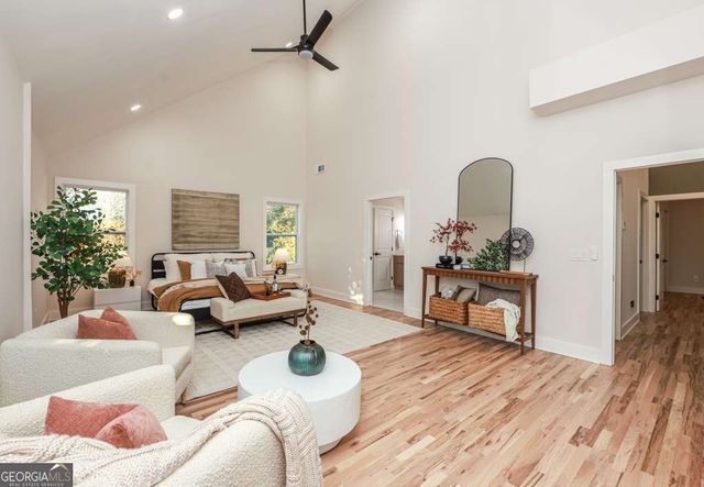 2566 Creekwood Terrace, Decatur, GA 30030