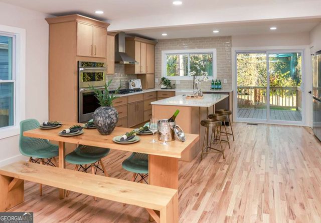 2566 Creekwood Terrace, Decatur, GA 30030