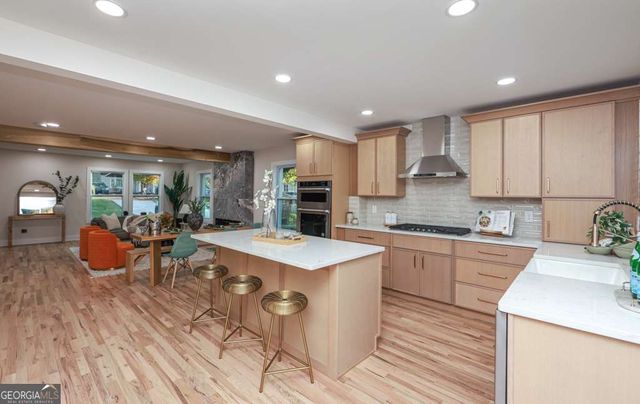 2566 Creekwood Terrace, Decatur, GA 30030