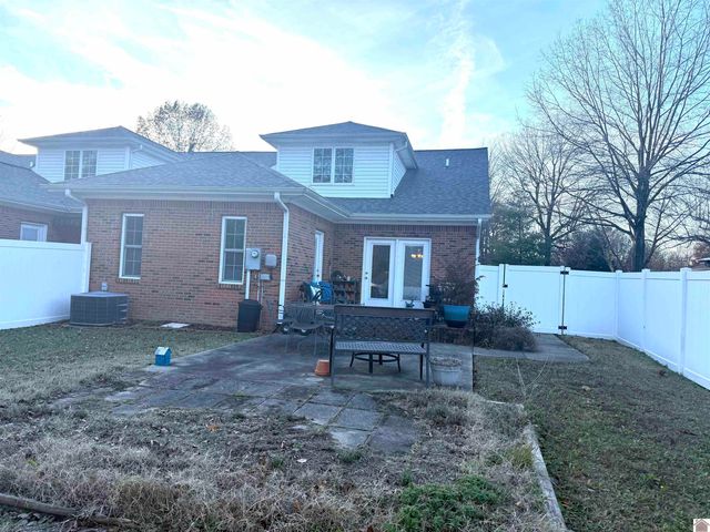 1522 New Holt Road, Paducah, KY 42001