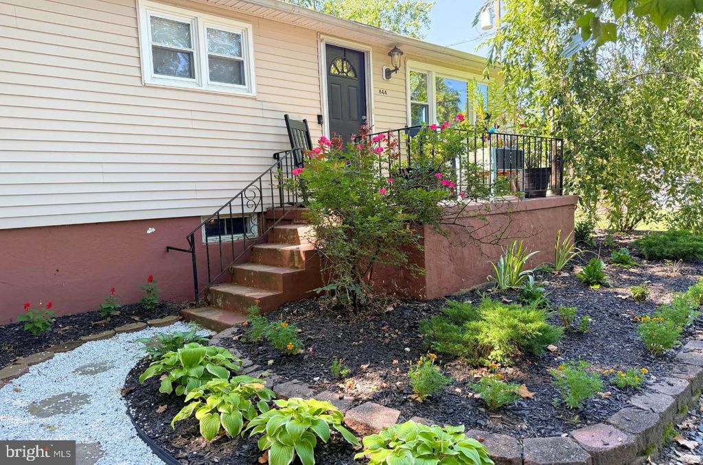 844 RANCOCAS RD, WESTAMPTON, NJ 08060 — photo 4