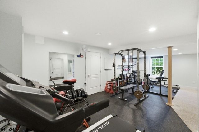 28 Music Mountain Blvd, West Amwell Twp., NJ 08530