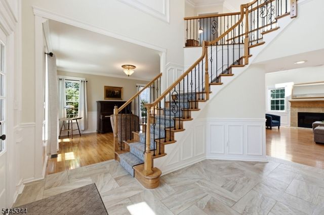 28 Music Mountain Blvd, West Amwell Twp., NJ 08530