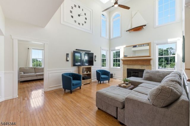28 Music Mountain Blvd, West Amwell Twp., NJ 08530
