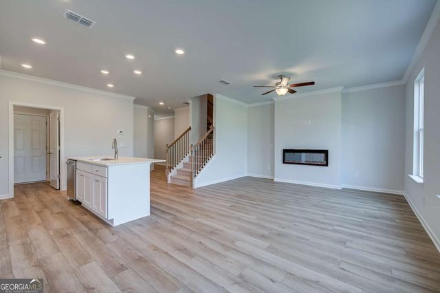 3635 Donovan Circle, Loganville, GA 30052