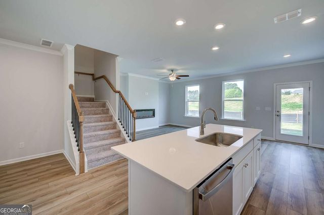 3635 Donovan Circle, Loganville, GA 30052