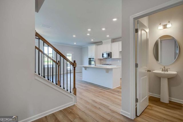 3635 Donovan Circle, Loganville, GA 30052