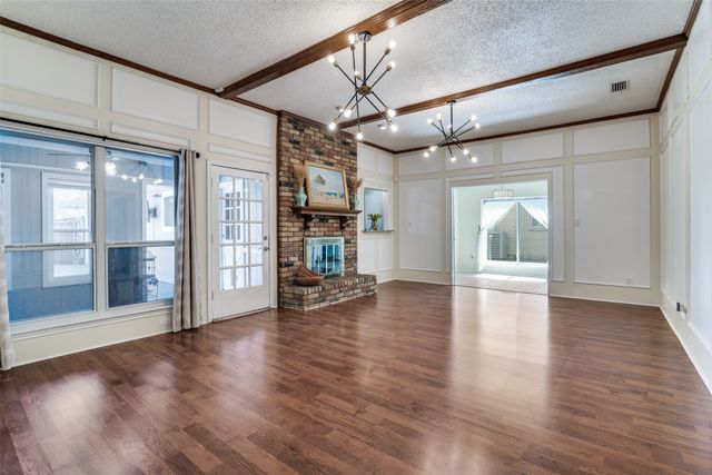 402 Fireside Drive, Richardson, TX 75081