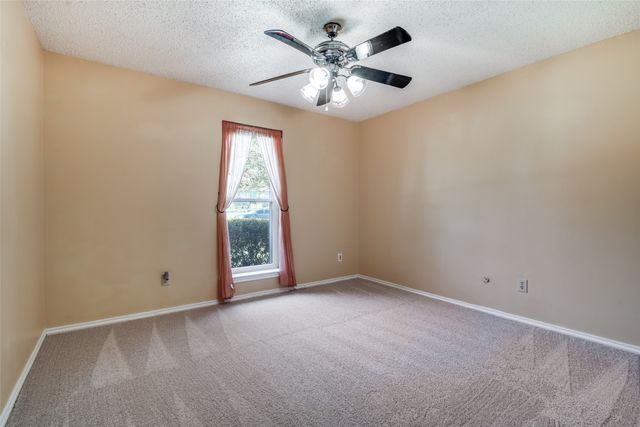 402 Fireside Drive, Richardson, TX 75081