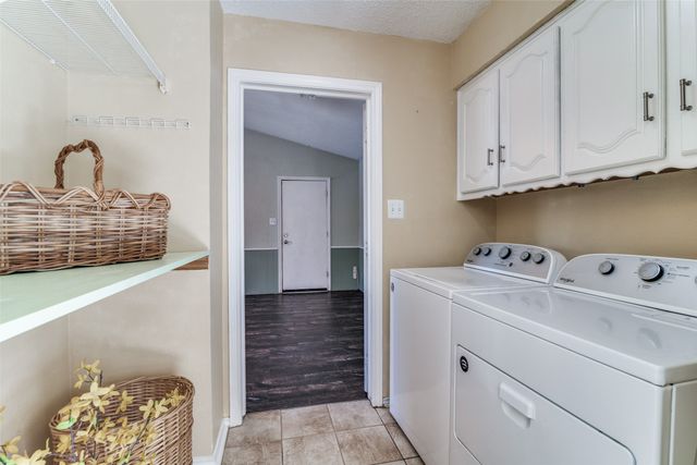 402 Fireside Drive, Richardson, TX 75081