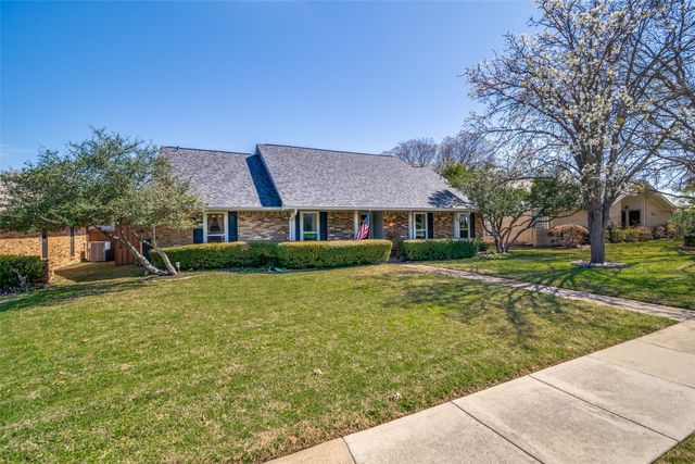402 Fireside Drive, Richardson, TX 75081