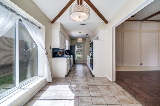 402 Fireside Drive, Richardson, TX 75081