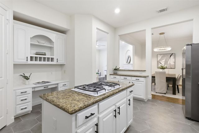 1110 Birdsall Street, Houston, TX 77007