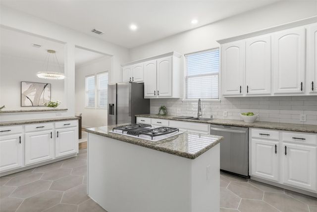 1110 Birdsall Street, Houston, TX 77007