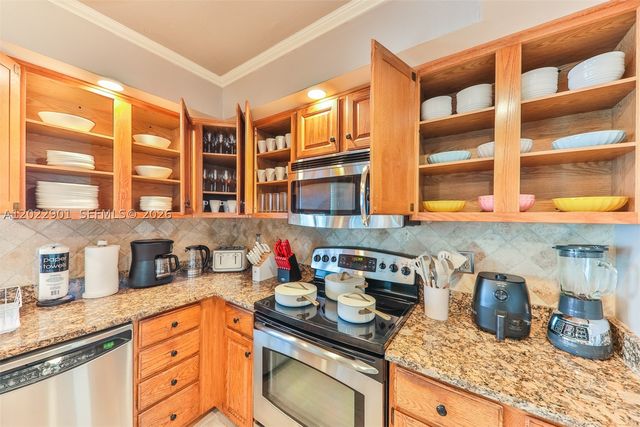 407 SW 37 St, Cape Coral, FL 33914