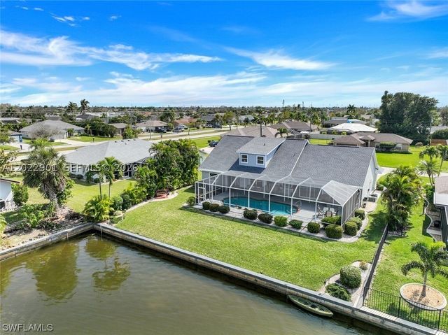 407 SW 37 St, Cape Coral, FL 33914