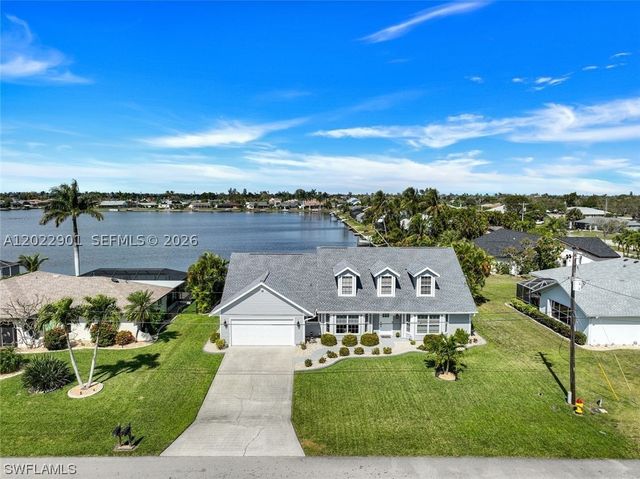 407 SW 37 St, Cape Coral, FL 33914