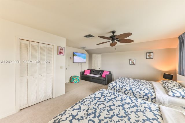 407 SW 37 St, Cape Coral, FL 33914