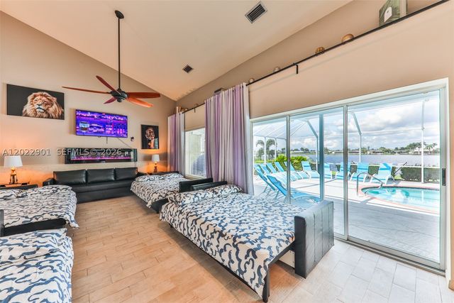 407 SW 37 St, Cape Coral, FL 33914