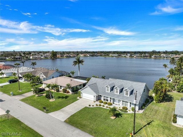 407 SW 37 St, Cape Coral, FL 33914