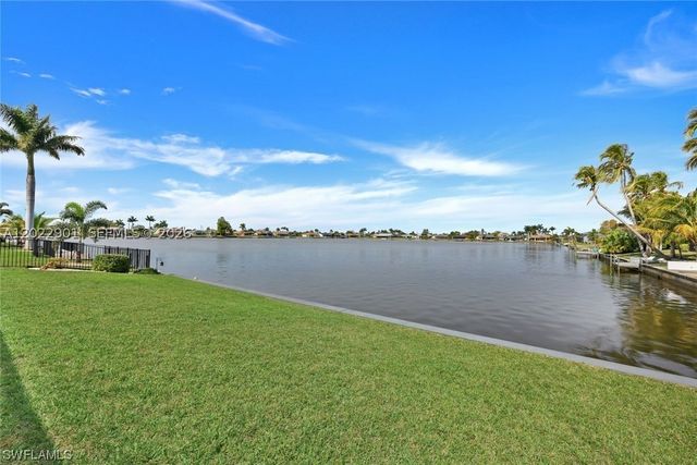 407 SW 37 St, Cape Coral, FL 33914