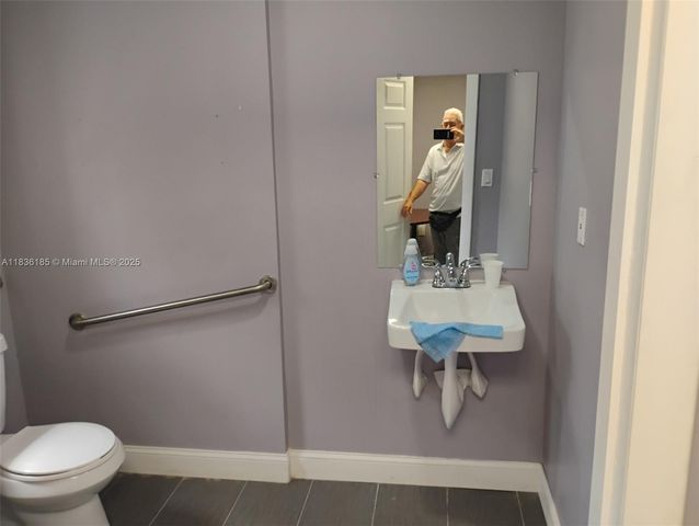 13715 NW 7th Ave 45, North Miami, FL 33168