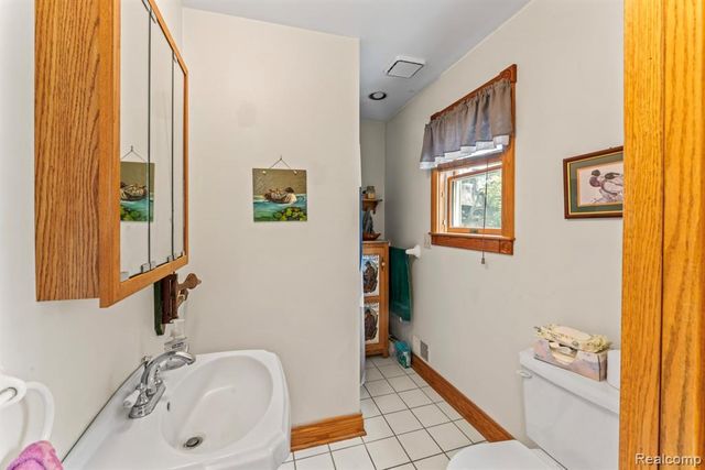 1591 Baldwin Road, Lapeer, MI 48446