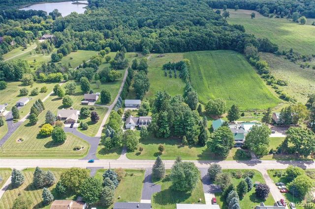 1591 Baldwin Road, Lapeer, MI 48446