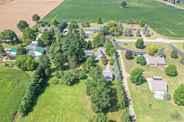 1591 Baldwin Road, Lapeer, MI 48446