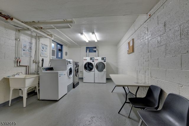 255 Bogert Road 2A, River Edge Boro, NJ 07661